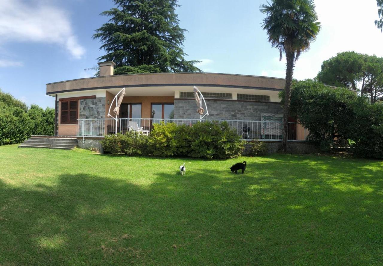 Casa Gaiani Villetta In Riva Al Lago Vista Mozzafiato Varano Borghi ภายนอก รูปภาพ