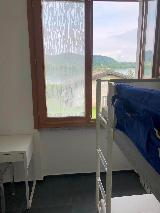 Casa Gaiani Villetta In Riva Al Lago Vista Mozzafiato Varano Borghi ภายนอก รูปภาพ