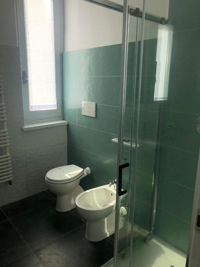 Casa Gaiani Villetta In Riva Al Lago Vista Mozzafiato Varano Borghi ภายนอก รูปภาพ