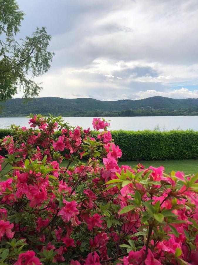 Casa Gaiani Villetta In Riva Al Lago Vista Mozzafiato Varano Borghi ภายนอก รูปภาพ
